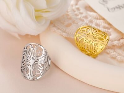 Anillo acero flor